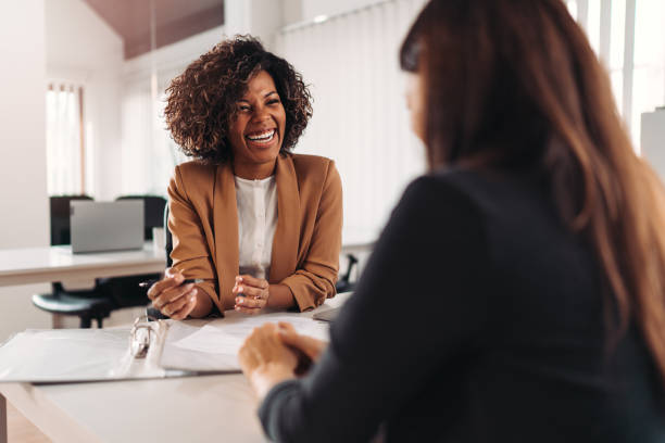An advisor in a one-on-one consultation with a client